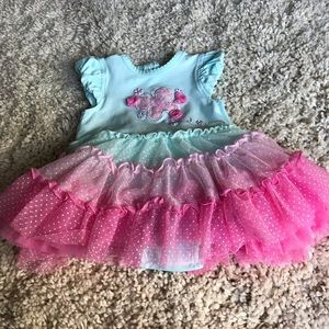 ☀️5 for$20☀️Little Me Baby Girl onsie